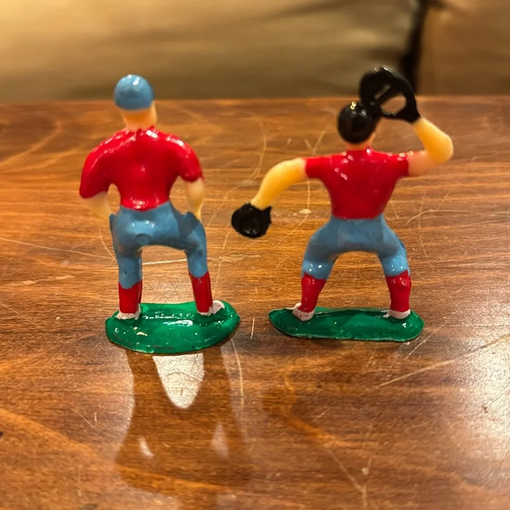 Vintage Plastic Cake Decorator Toppers Baseball Players Set of 5 Figures RARE
